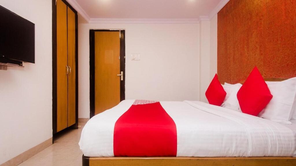 Hotel Palm Star Belapurpada Zewnętrze zdjęcie